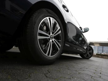 Mercedes-Benz E 300  Avantgarde Standhzg Distronic+ Kamera