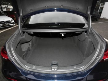 Mercedes-Benz E 300  Avantgarde Standhzg Distronic+ Kamera