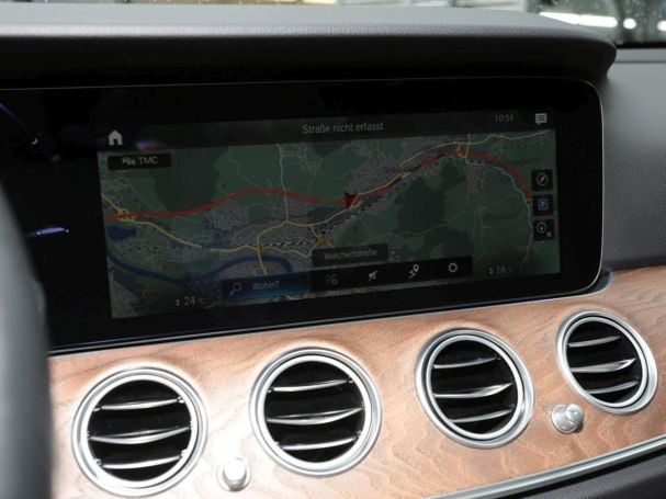 Mercedes-Benz E 300 d 4M Avantgarde Exclusive MBUX Schiebedach Mercedes-Benz E 300 d 4M Avantgarde Exclusive MBUX Schiebedach