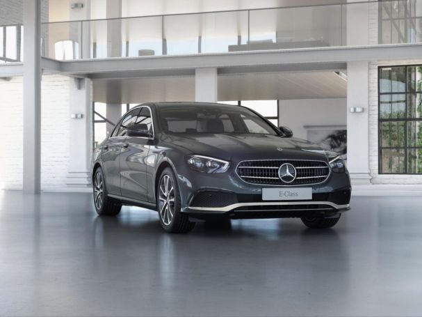 Mercedes-Benz E 300 de  Avantgarde Navi Schiebedach Distronic