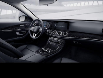 Mercedes-Benz E 300 de  Avantgarde Navi LED Kamera SitzkomfortP