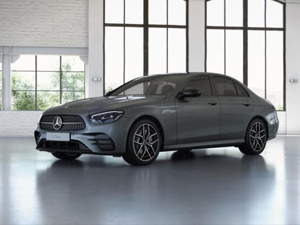 Mercedes-Benz E 300 e 4M AMG Night Panorama 360° AHK Distronic