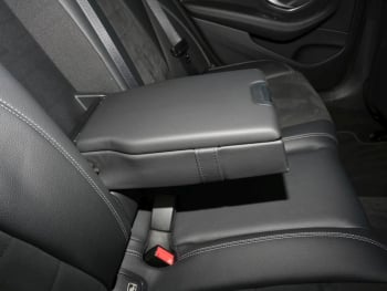 Mercedes-Benz E 300 e 4M AMG Night Panorama 360° AHK Distronic