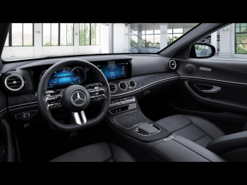 Mercedes-Benz E 300 e 4M AMG Night Panorama 360° AHK Distronic