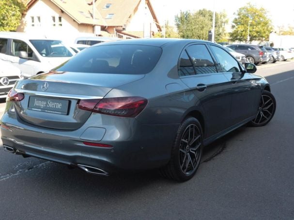 Mercedes-Benz E 300 e 4M AMG Night Panorama 360° AHK Distronic