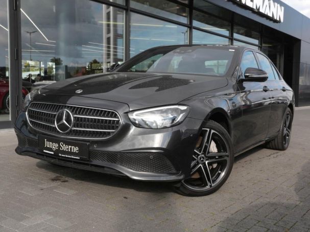 Mercedes-Benz E 300 e  Avantgarde Night Panorama Distronic+