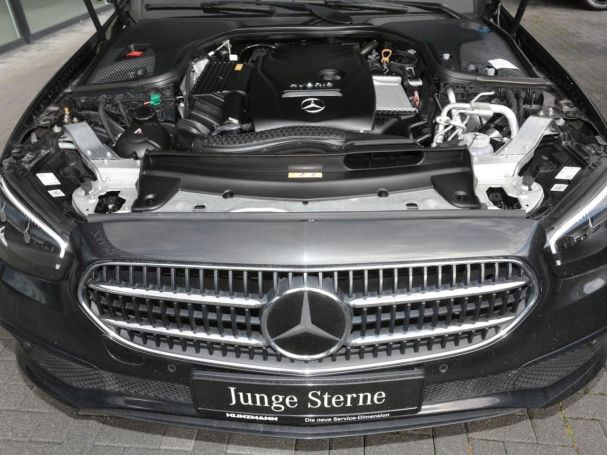 Mercedes-Benz E 300 e  Avantgarde Night Panorama Distronic+
