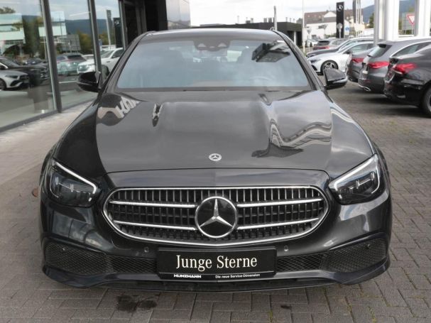 Mercedes-Benz E 300 e  Avantgarde Night Panorama Distronic+