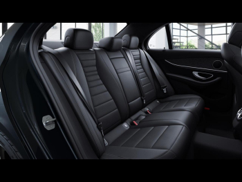 Mercedes-Benz E 300 e  Avantgarde Night Panorama Distronic+