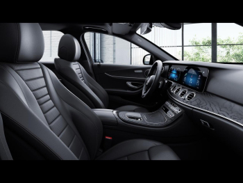 Mercedes-Benz E 300 e  Avantgarde Night Panorama Distronic+