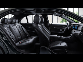 Mercedes-Benz E 300 e  Avantgarde Night Panorama Distronic+
