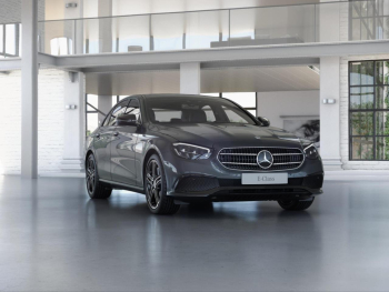 Mercedes-Benz E 300 e  Avantgarde Night Panorama Distronic+