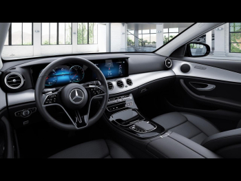 Mercedes-Benz E 300 e Limousine Avantgarde MBUX Navi AHK 360°