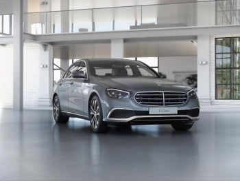 Mercedes-Benz E 300 e Limousine Avantgarde MBUX Navi AHK 360°