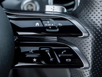 Mercedes-Benz E 300 e  AMG Night MBUXNavi+ Kamera HeadUp AHK