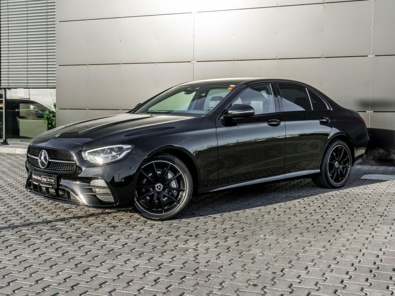 Mercedes-Benz E 300 e  AMG Night MBUXNavi+ Kamera HeadUp AHK