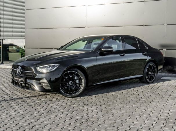 Mercedes-Benz E 300 e  AMG Night MBUXNavi+ Kamera HeadUp AHK