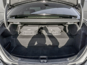 Mercedes-Benz E 300 e  AMG Night MBUXNavi+ Kamera HeadUp AHK