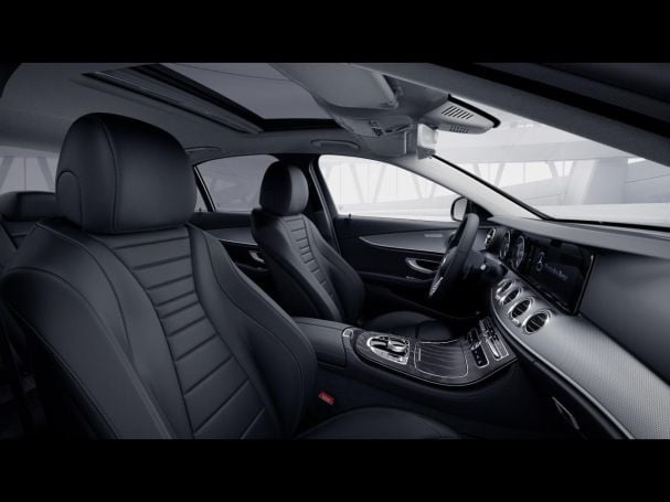 Mercedes-Benz E 450 4M AMG Night Schiebedach Park-Paket