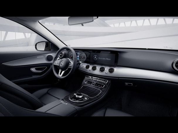 Mercedes-Benz E 450 4M AMG Night Schiebedach Park-Paket