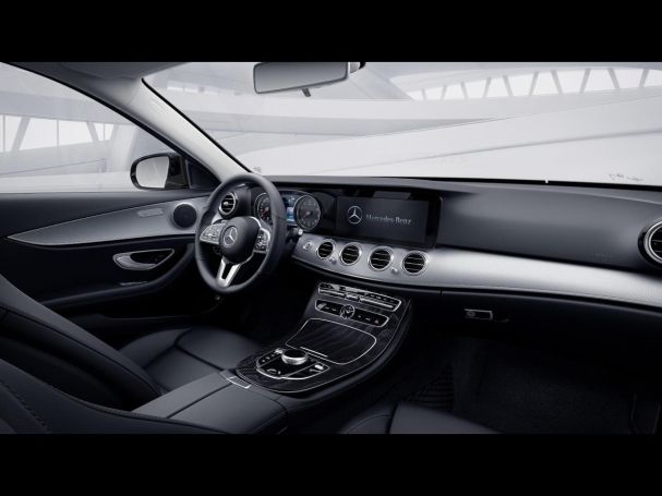 Mercedes-Benz E 450 4M AMG Night Schiebedach Park-Paket