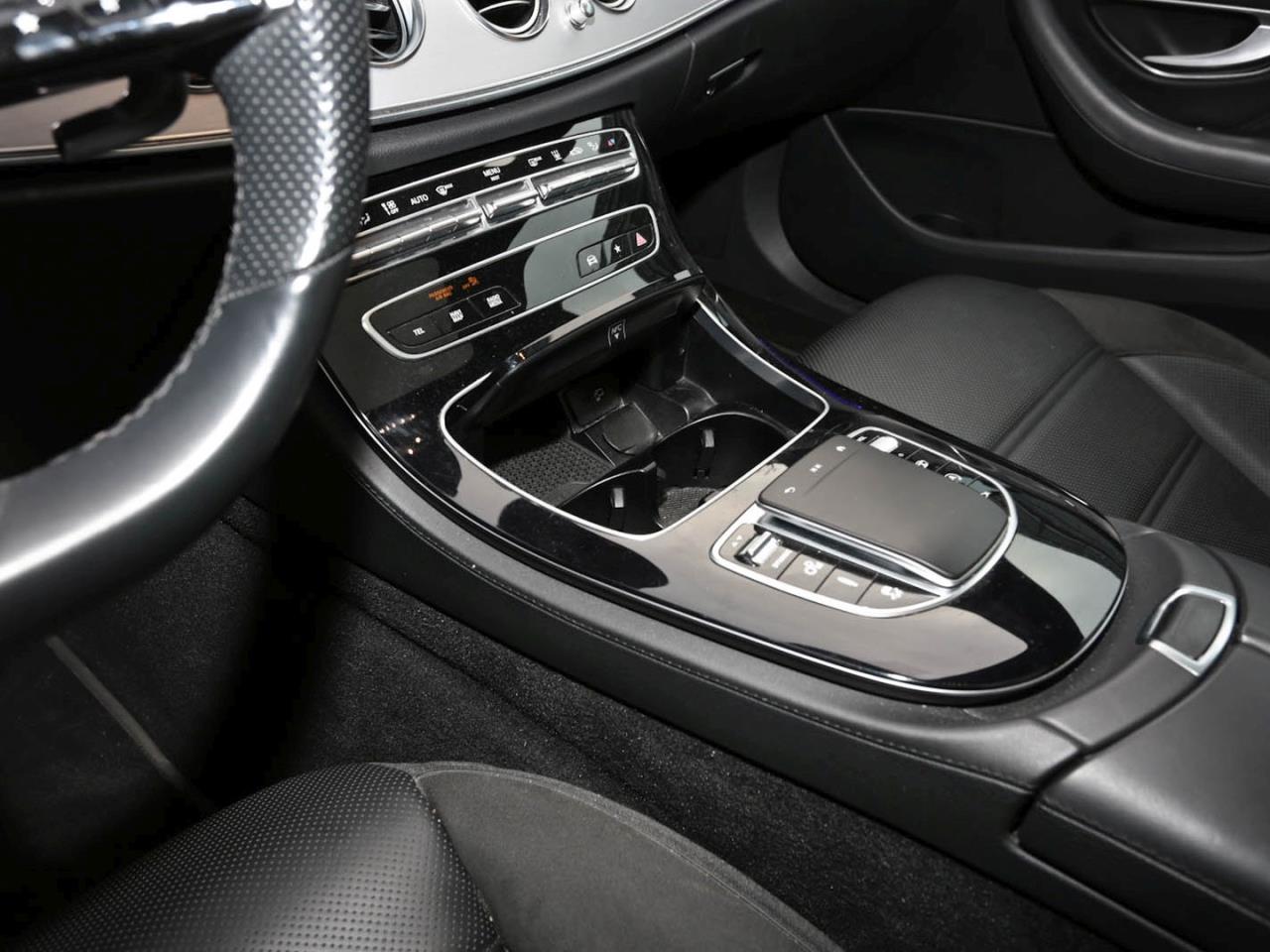 Mercedes-Benz E 53 AMG 4M+ Limousine Night Panorama Distronic