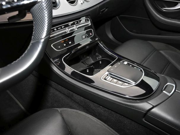 Mercedes-Benz E 53 AMG 4M+ Limousine Night Panorama Distronic