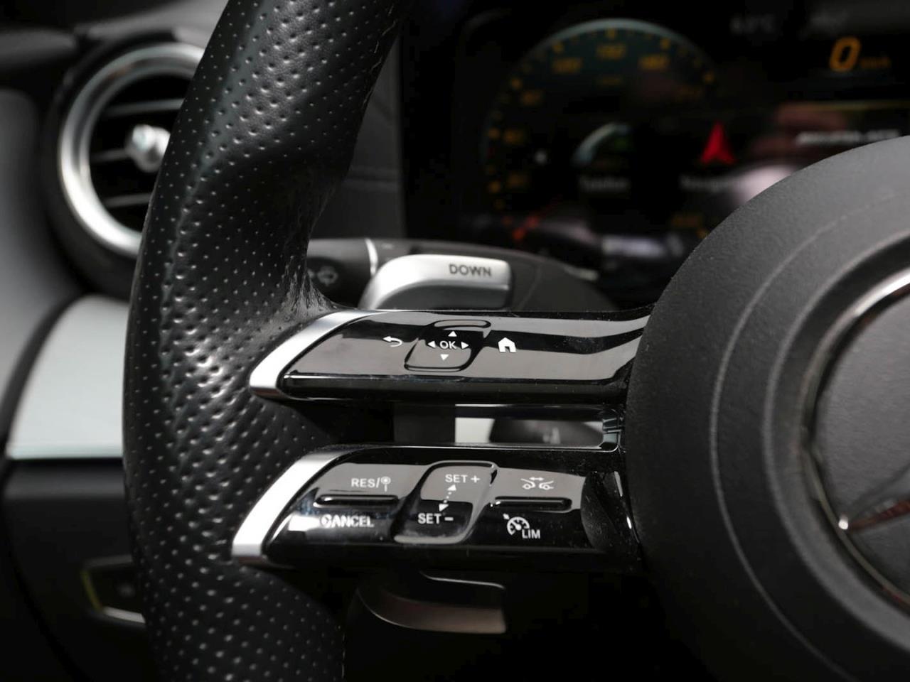 Mercedes-Benz E 53 AMG 4M+ Limousine Night Panorama Distronic