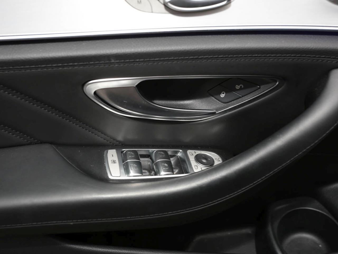 Mercedes-Benz E 53 AMG 4M+ Limousine Night Panorama Distronic