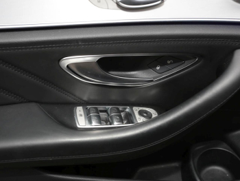 Mercedes-Benz E 53 AMG 4M+ Limousine Night Panorama Distronic