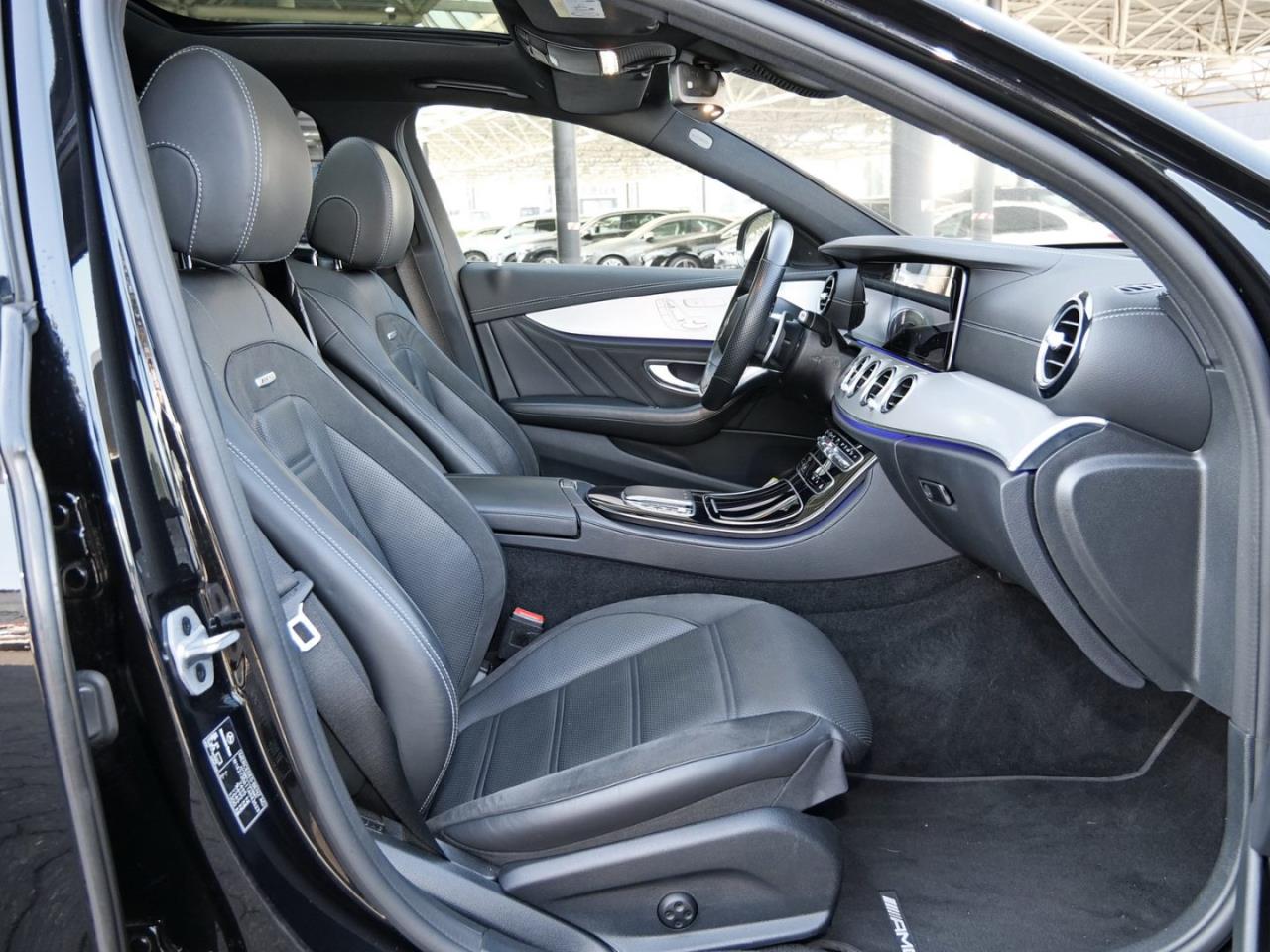 Mercedes-Benz E 53 AMG 4M+ Limousine Night Panorama Distronic