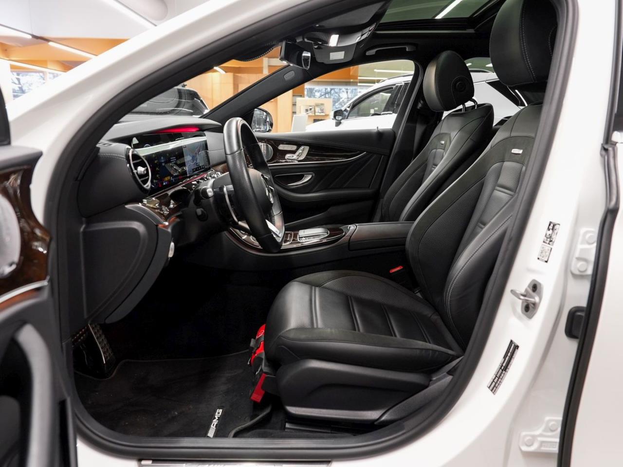 Mercedes-Benz E 53 AMG 4M+ Limousine Schiebedach Sitzklima 360°