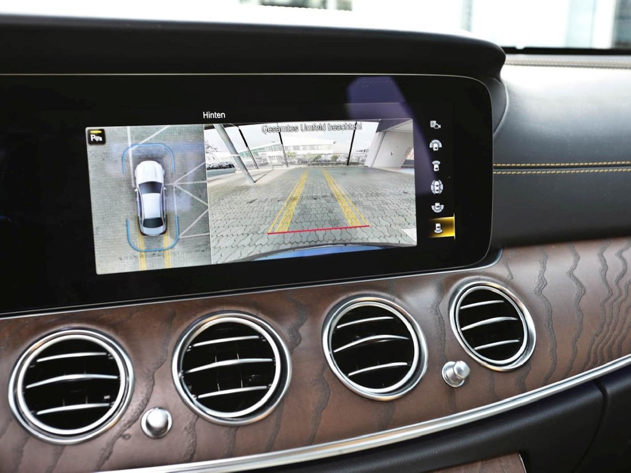 Mercedes-Benz E 63 AMG S 4M+  Night Panorama Distronic+ 360°