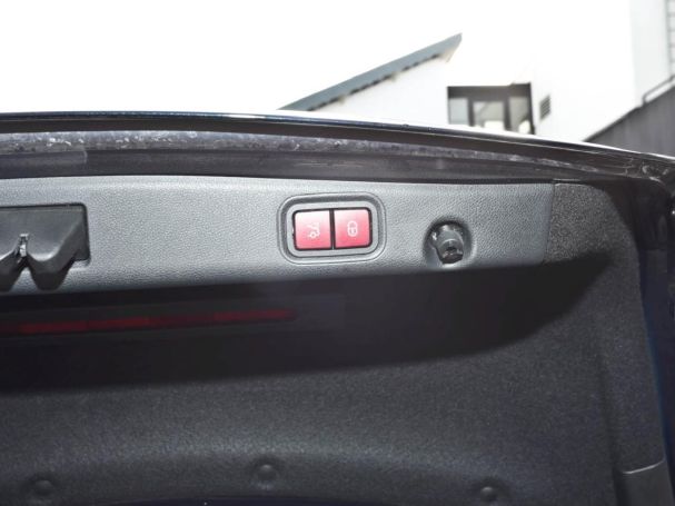 Mercedes-Benz E 63 AMG S 4M+  Night Panorama Distronic+ 360°