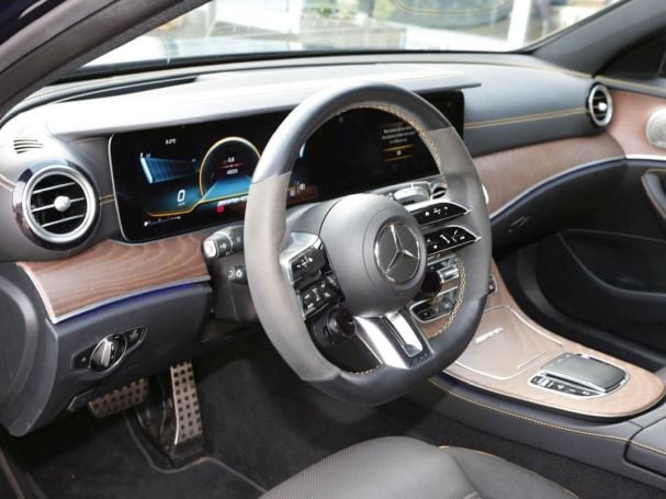 Mercedes-Benz E 63 AMG S 4M+  Night Panorama Distronic+ 360°