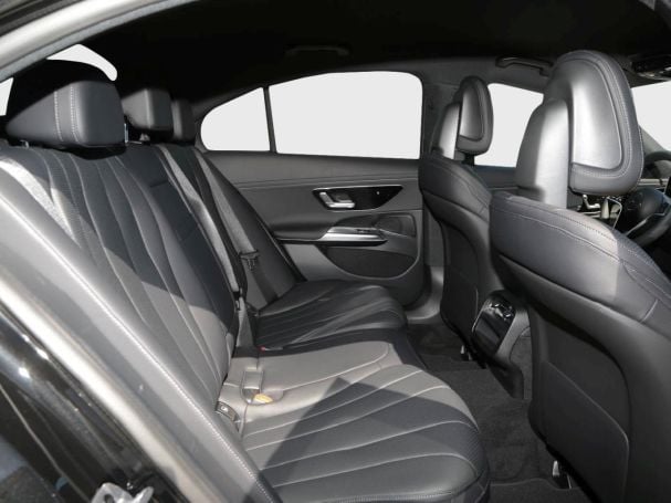 Mercedes-Benz E 200 d Limousine Taxi Avantgarde Distronic 360° Mercedes-Benz E 200 d Limousine Taxi Avantgarde Distronic 360°