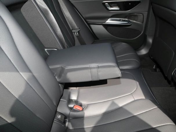 Mercedes-Benz E 200 d Limousine Taxi Avantgarde Distronic 360° Mercedes-Benz E 200 d Limousine Taxi Avantgarde Distronic 360°