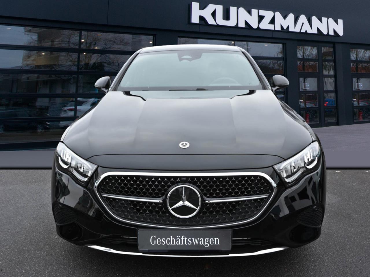 Mercedes-Benz E 200 d Limousine Avantgarde Distronic Kamera