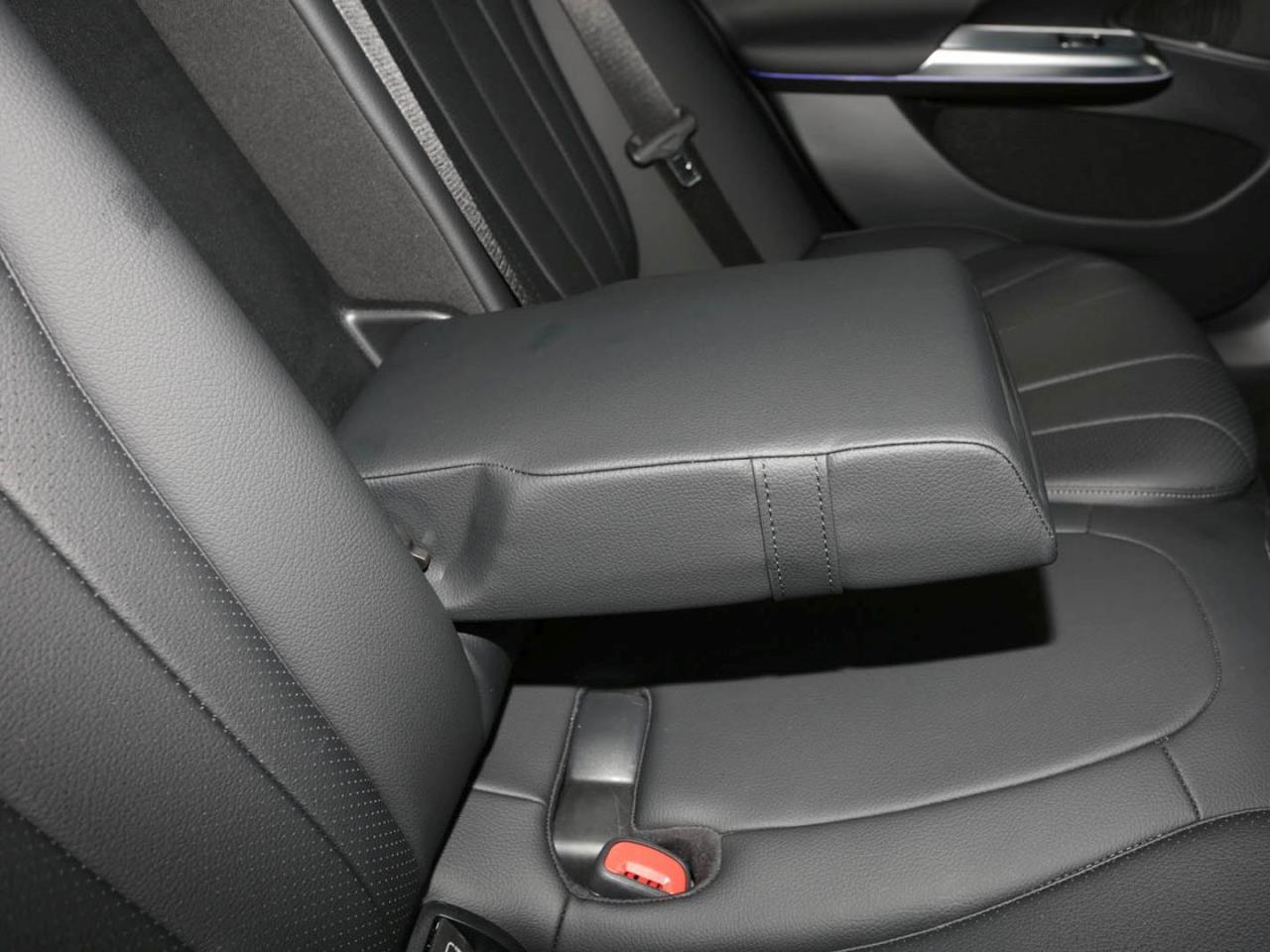 Mercedes-Benz E 200 Avantgarde Sitzklima Memory 360° AHK