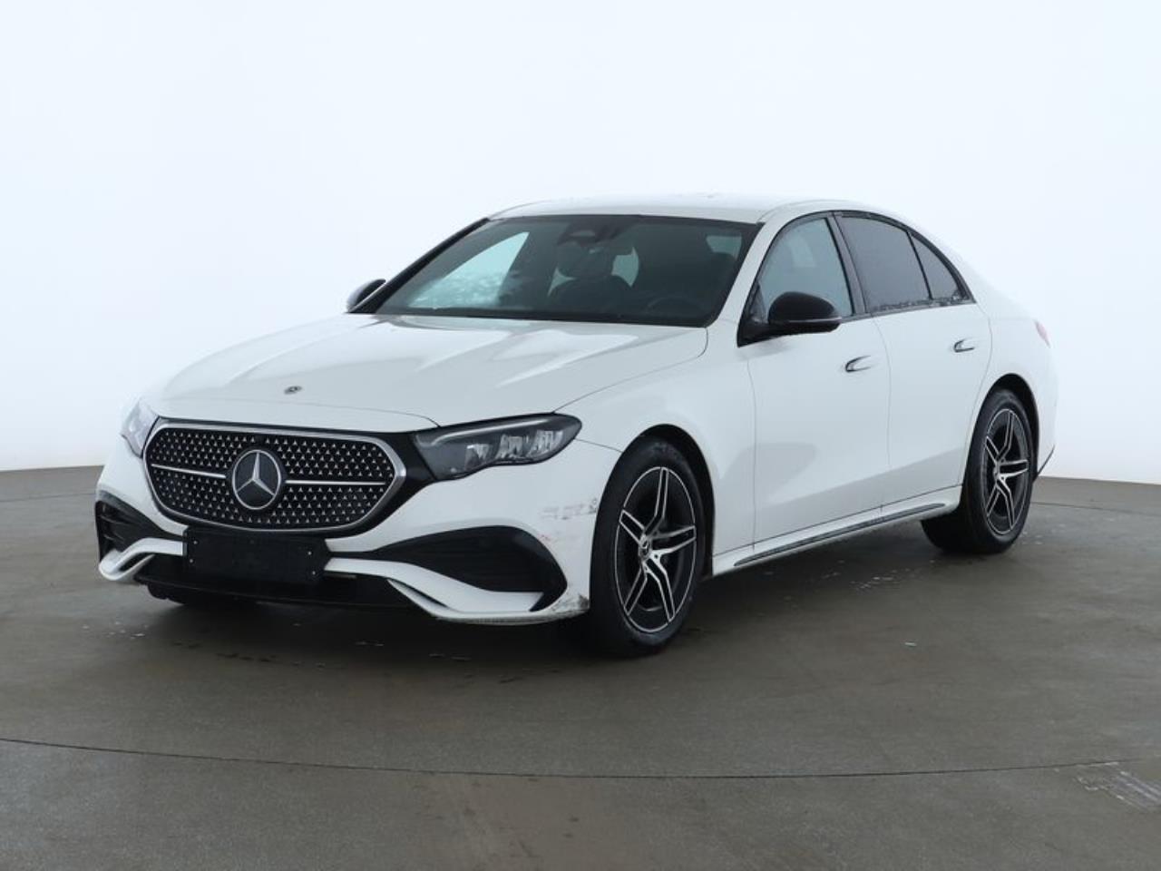 Mercedes-Benz E 200 AMG Night MBUX Navi-Prem. Distronic Kamera