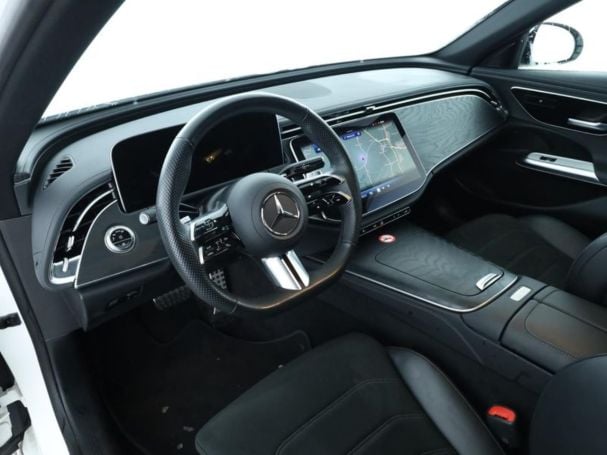 Mercedes-Benz E 200 AMG Night MBUX Navi-Prem. Distronic Kamera Mercedes-Benz E 200 AMG Night MBUX Navi-Prem. Distronic Kamera