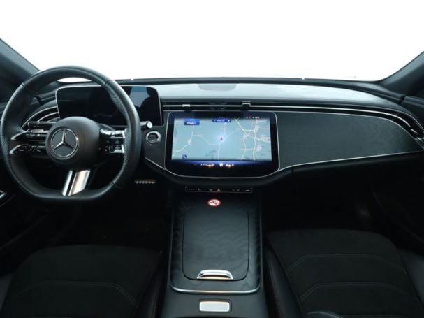 Mercedes-Benz E 200 AMG Night MBUX Navi-Prem. Distronic Kamera Mercedes-Benz E 200 AMG Night MBUX Navi-Prem. Distronic Kamera