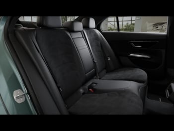 Mercedes-Benz E 200  AMG Night MBUX Navi Distronic Memory