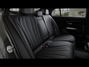 Mercedes-Benz E 220 d  Avantgarde Panorama Distronic 360°