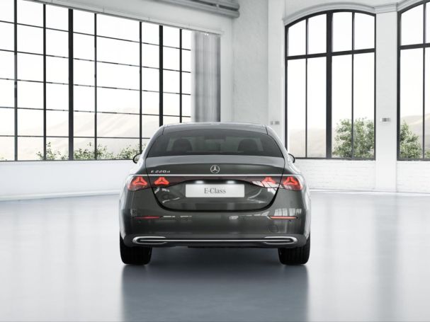 Mercedes-Benz E 220 d  Avantgarde Panorama Distronic 360°