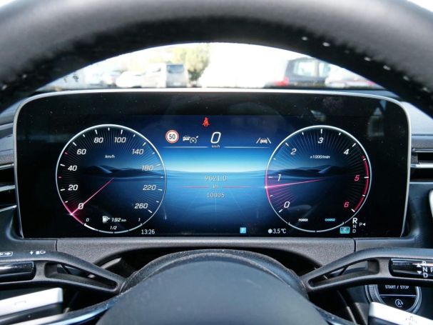 Mercedes-Benz E 220 d Avantgarde Distronic Airmatic Head-up