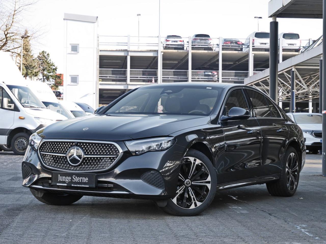 Mercedes-Benz E 220 d Avantgarde Distronic Airmatic Head-up