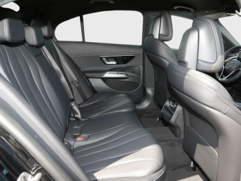 Mercedes-Benz E 220 d Limousine Taxi Avantgarde Distronic 360°