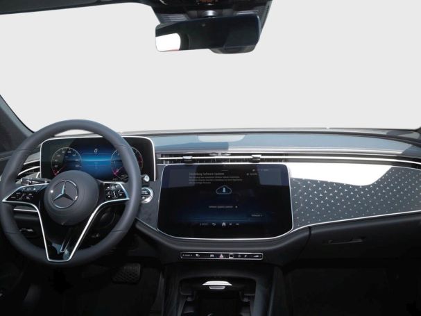 Mercedes-Benz E 220 d Limousine Taxi Avantgarde Distronic 360° Mercedes-Benz E 220 d Limousine Taxi Avantgarde Distronic 360°