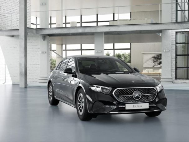 Mercedes-Benz E 220 d Limousine Taxi Avantgarde Distronic 360° Mercedes-Benz E 220 d Limousine Taxi Avantgarde Distronic 360°